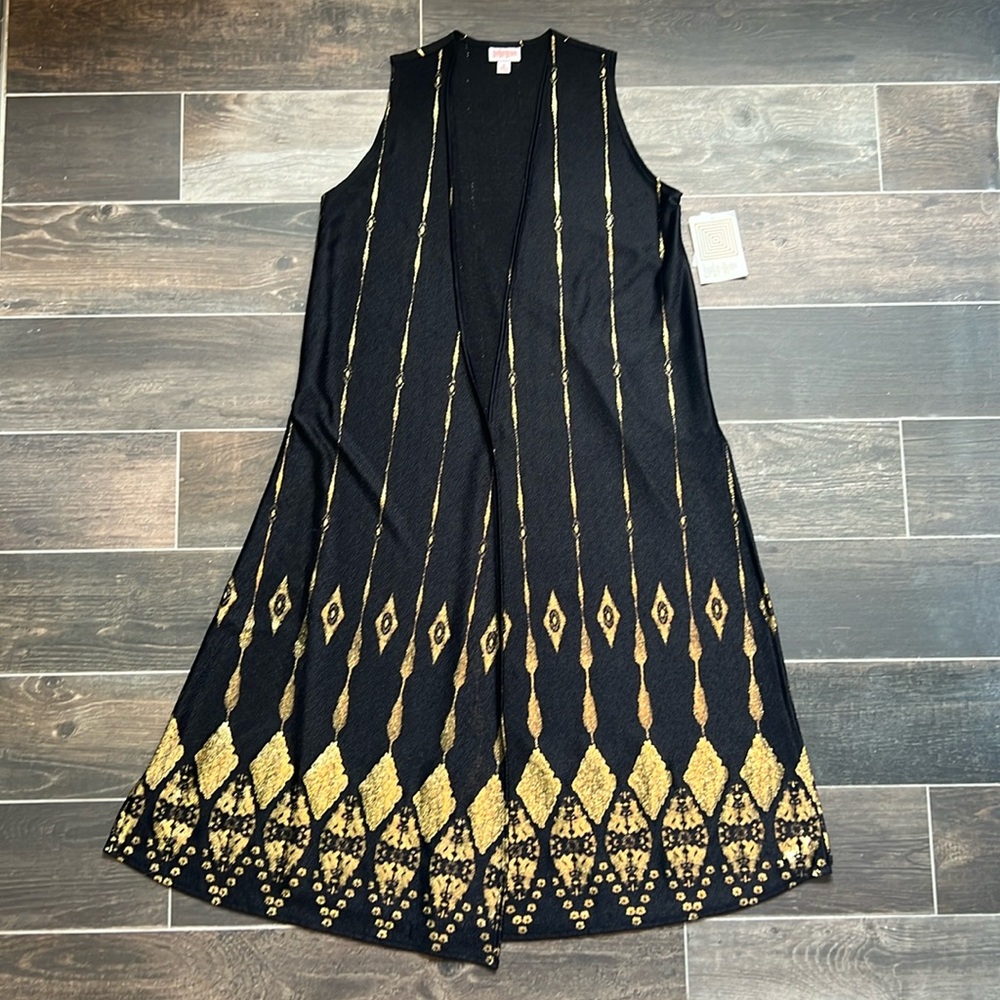 Black and Gold Sleeveless Duster